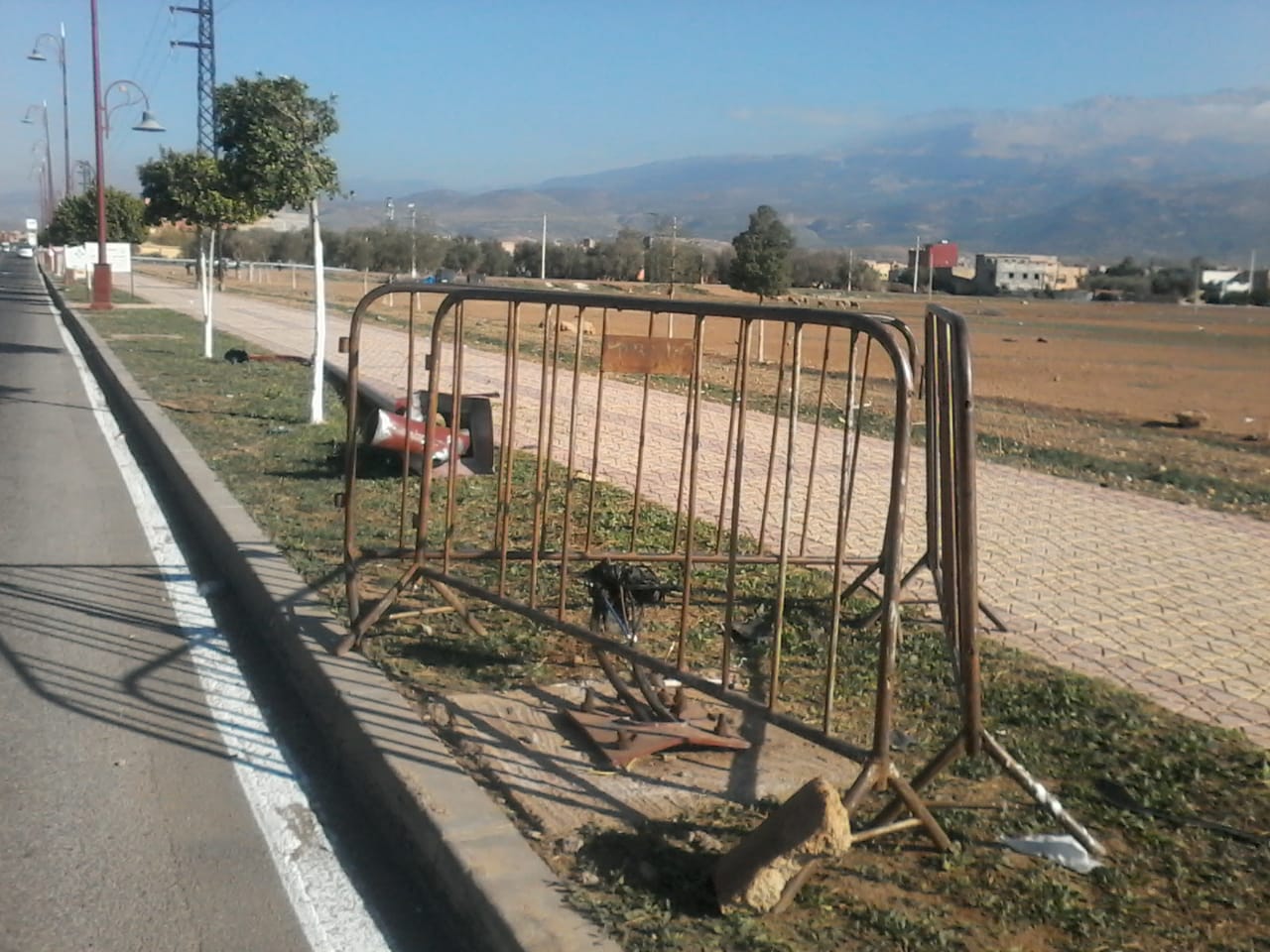 جماعة اولاد امبارك بني ملال الساكنة تطالب بتدخل المسؤولين لحل بعض المشاكل العالقة . 4 IMG 20230117 WA0026