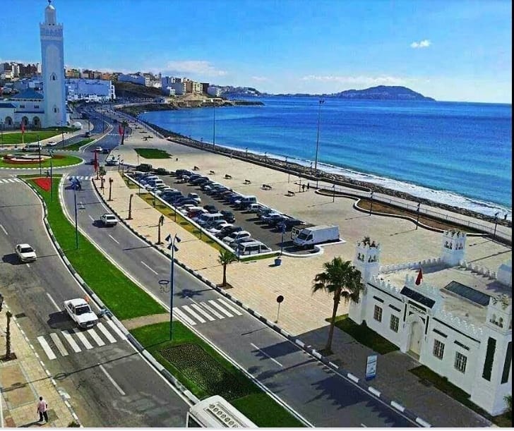 الفنيدق : إعادة تأهيل البنية التحتية وصيانة الطرق الرئيسية بجماعة الفنيدق جاءت لرفع التحدي وجعل مدينة الفنيدق أكثر حيوية وجاذبية 3 IMG 20230117 WA0053