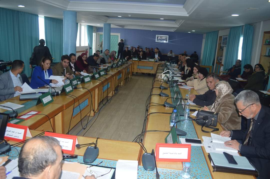 المضيق:مجلس جماعة المضيق يصادق على اتفاقيات للشراكة والتعاون تهم المجالات الصحية والثقافية التربوية 3 9357DD9B 9726 40F0 94B6 BE63D3B9E04F