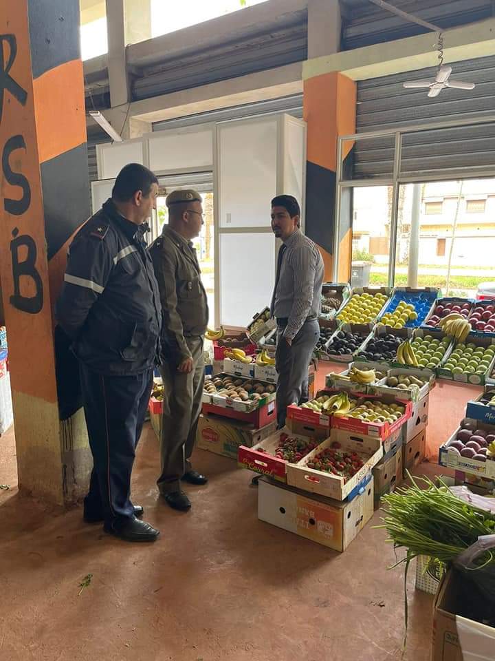 السعيدية : السلطات العمومية والأمنية تراقب وتضبط أسعار المنتجات الغذائية. 2 IMG 20230215 WA0026