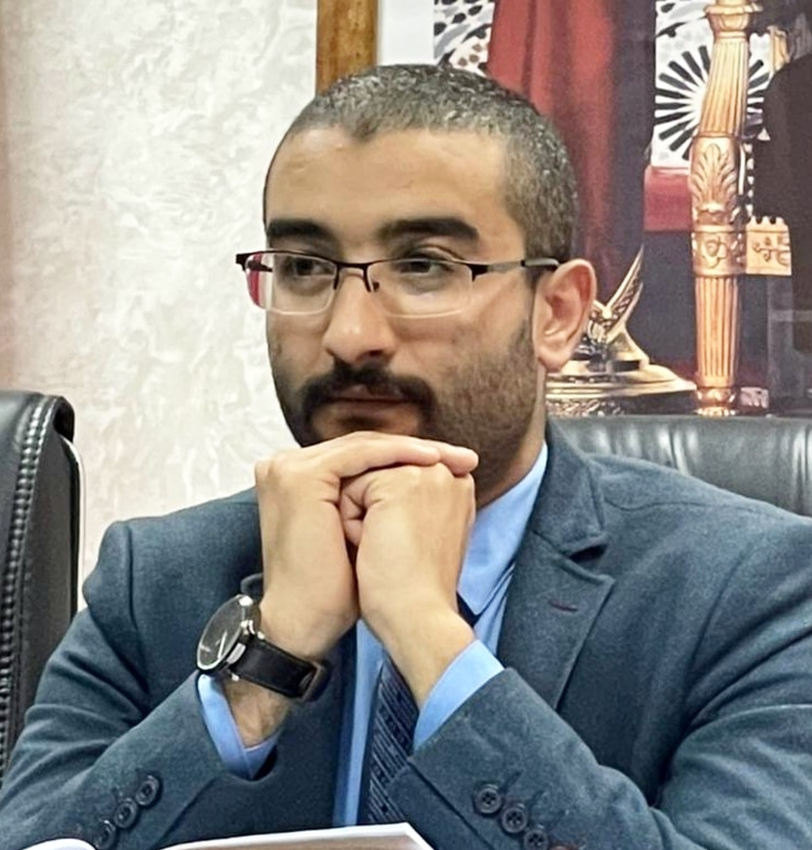 السياسة الجنائية والنموذج التنموي الجديد مؤلف يعزز الخزانة القانونية بالمغرب لكاتبه عزيز بنزيان 1 08211E9A 3777 4122 8844 C6BF0C94948E