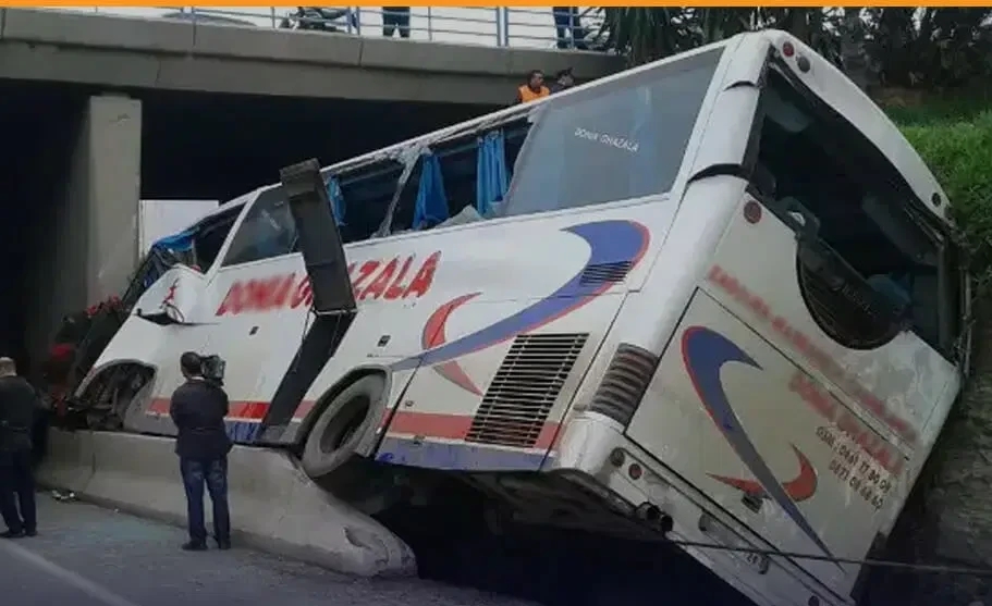 6c2deccc9a72293f98618dfebe6ef4592