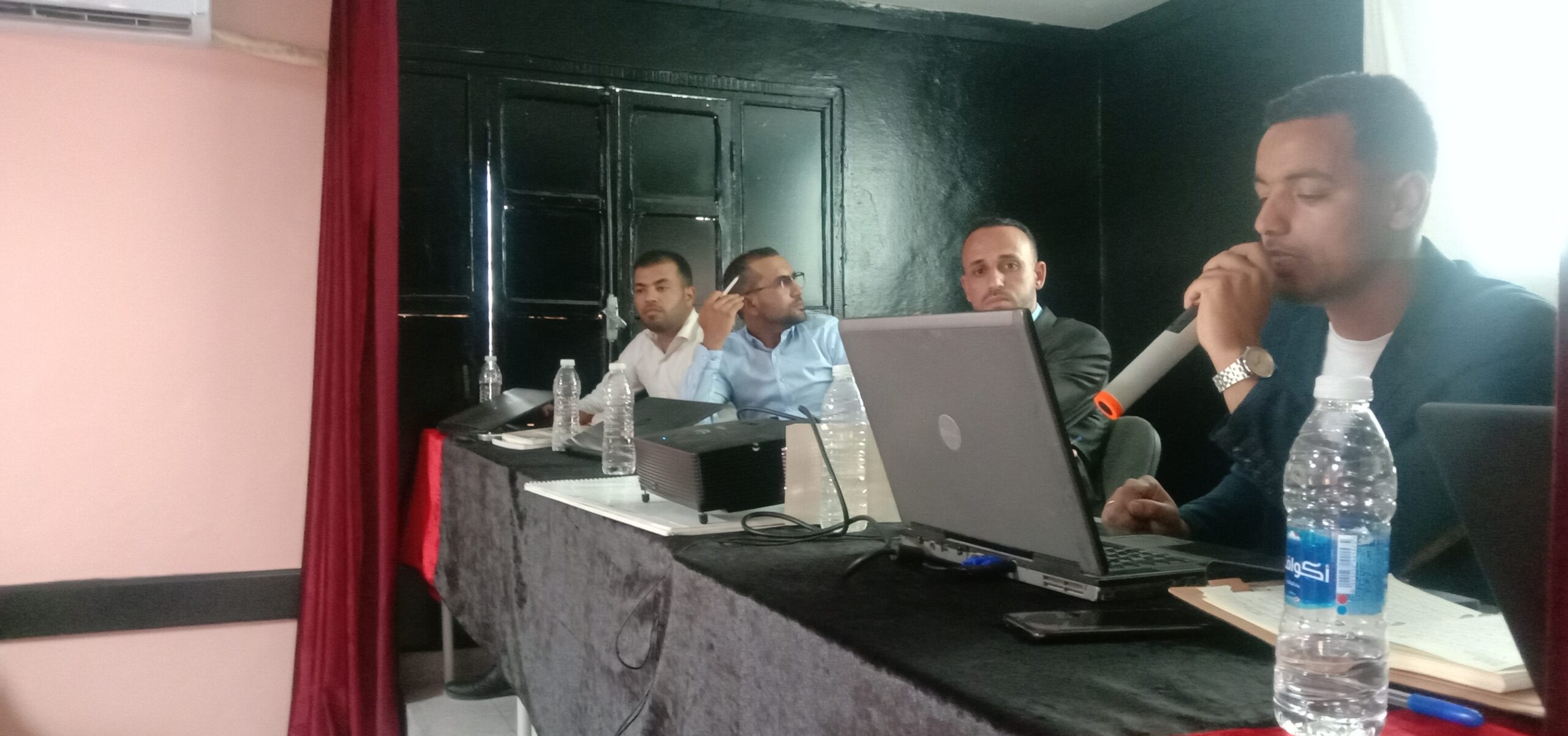 أسدل الستار على فعاليات أشغال الندوة العلمية حول موضوع "الرباطات والزوايا في تاريخ المغرب الزواية الرجراجية نمودجا" بفضاء دار الشباب زاوية إبن احميدة. 1 IMG 20230504 WA0065 scaled