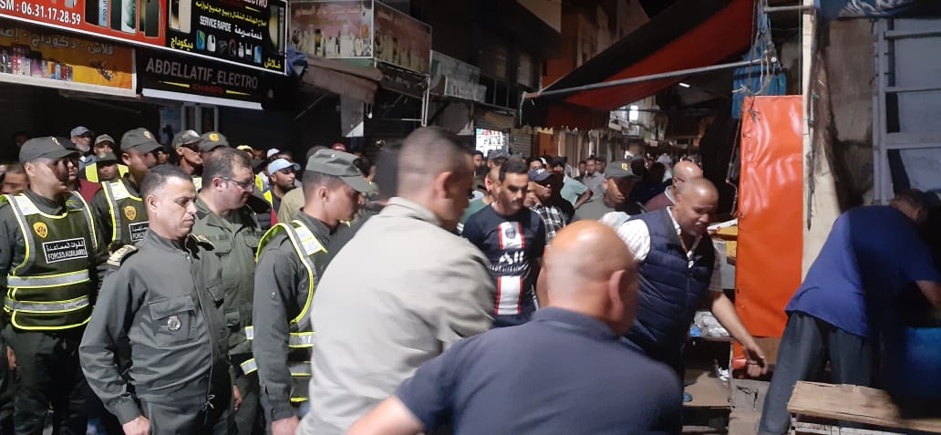 باشا سطات في ليلة بيضاء يقود حملة موسعة لتحرير الملك العمومي . 4 IMG 20231008 WA0009