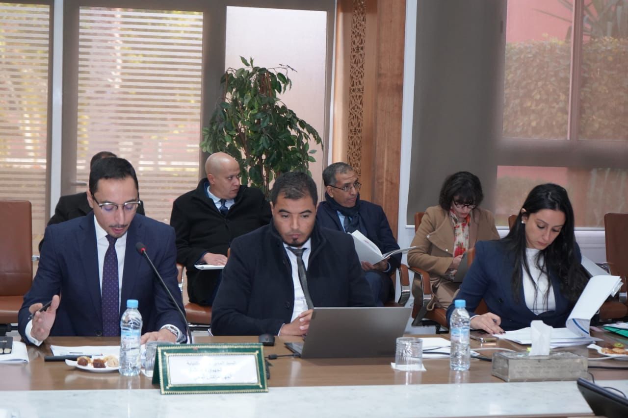انعقاد أشغال المجلس الإداري للمركز الجهوي للاستثمار لجهة مراكش-آسفي 9 IMG 20231222 WA0031