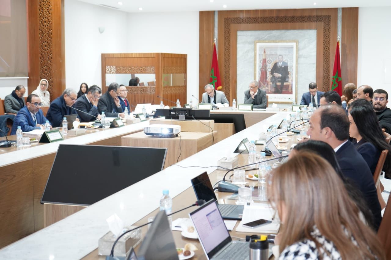 انعقاد أشغال المجلس الإداري للمركز الجهوي للاستثمار لجهة مراكش-آسفي 8 IMG 20231222 WA0032
