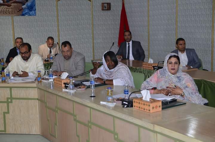 جماعة العيون تعقد دورتها العادية لشهر فبراير 2024 و المصادقة على جميع نقط جدول الاعمال بالاجماع 11 IMG 20240201 WA0062