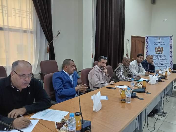 الأكاديمية الجهوية للتربية والتكوين لجهة العيون الساقية الحمراء تنظم لقاءا تواصليا لتوسيع شبكة "مدارس الريادة" 3 IMG 20240214 WA0050