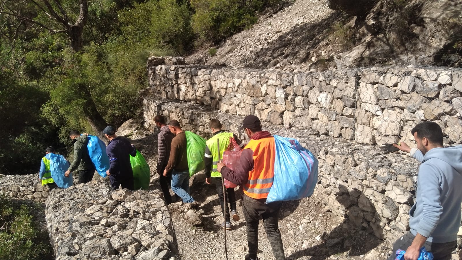 جماعة تلميوط...تنظيم ورش بيئي مهم جدا يروم المحافظة على البيئة بمنتزه اقشور 1 IMG 20240223 WA0062