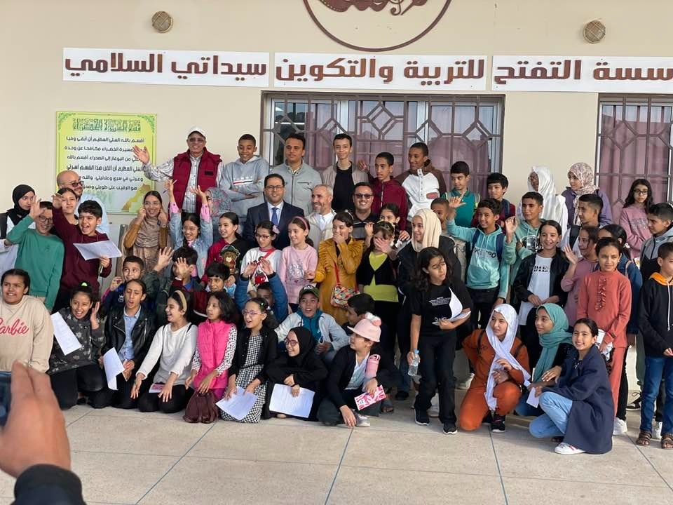 مؤسسة الوسيط تنفتح على تلاميذ مدينة العيون 4 IMG 20240223 WA0083 1