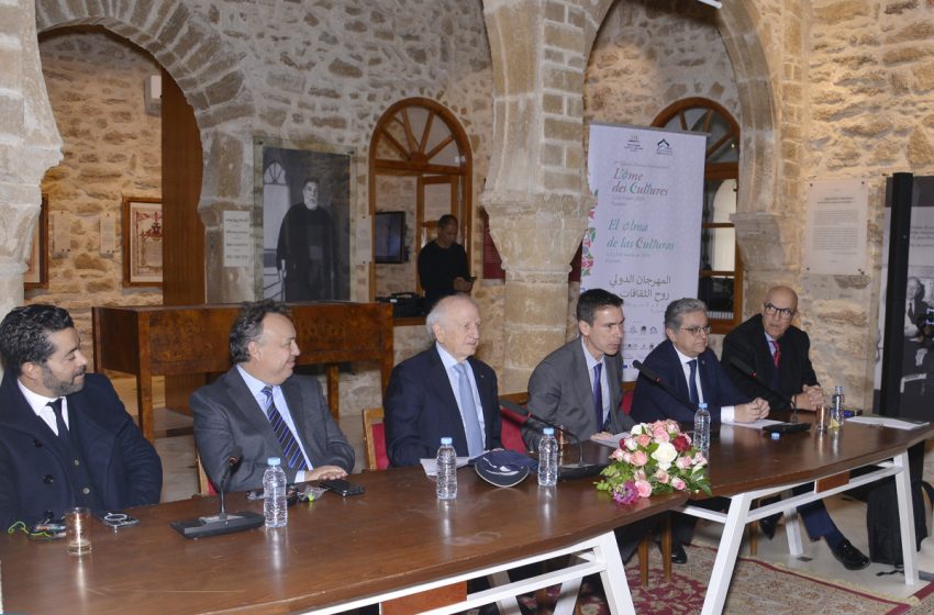 الصويرة.. رفع الستار عن فعاليات الدورة الثانية للمهرجان الدولي “روح الثقافات” 1 20fe83f7b3b0636a69ddbc30149f49a1