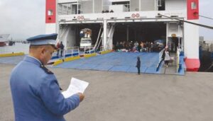 66152095c3356 Douane MRE edit 50900473387544