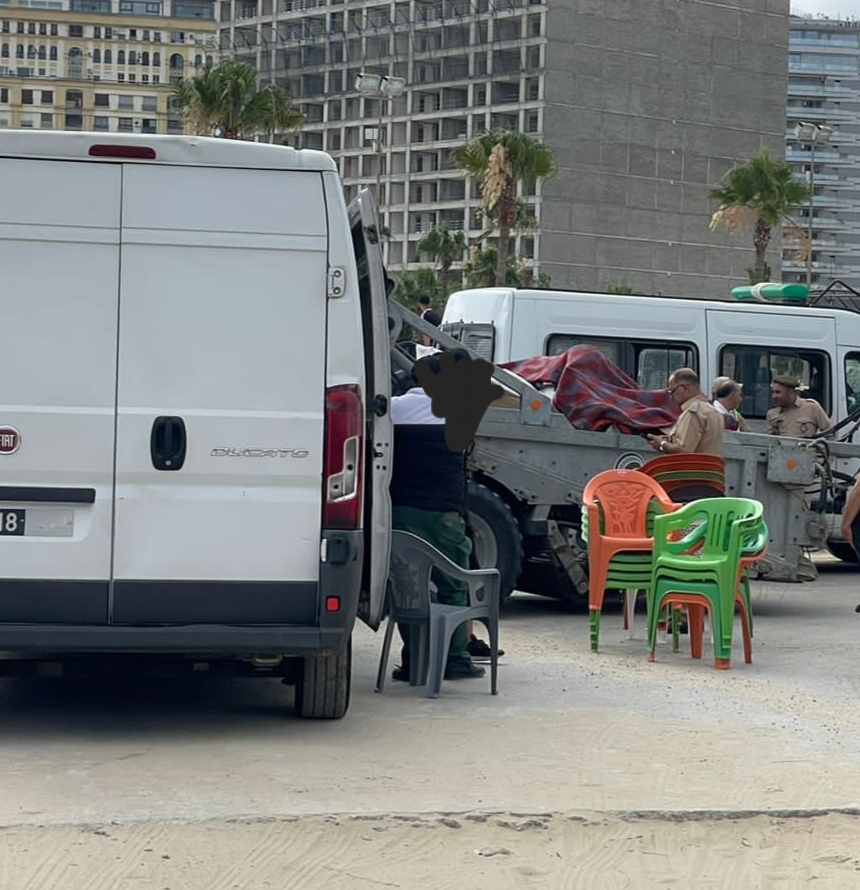 سلطات طنجة تشن حملة لتحرير الملك العمومي. 2 1000045855