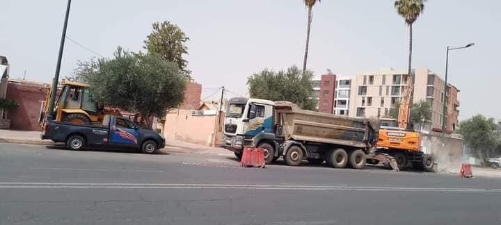 انطلاق اشغال تهيئة وتوسعة الطريق الرابطة بين جليز ومدارة تاركة بمراكش 3 1000050427