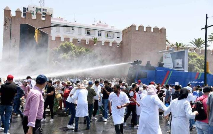 المكتب التنفيذي للمركز المغربي لحقوق الإنسان يستنكر حول ما تعرضت له المسيرة السلمية لأطر الصحة العمومية بالرباط 1 IMG 20240714 WA0010