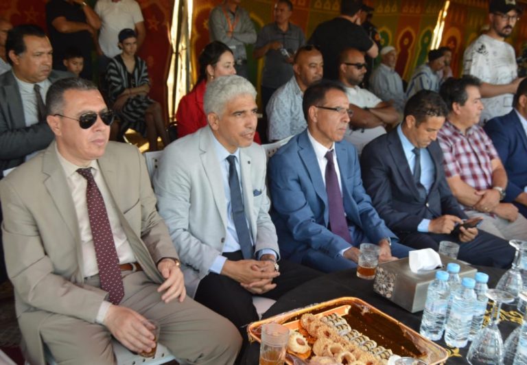 الخميسات/ المهرجان الأمازيغي ...عروض “التبوريدة” تجذب جمهور كبيرة من المتابعين. 3 1000066651