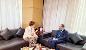 1000102143 3 1000102143