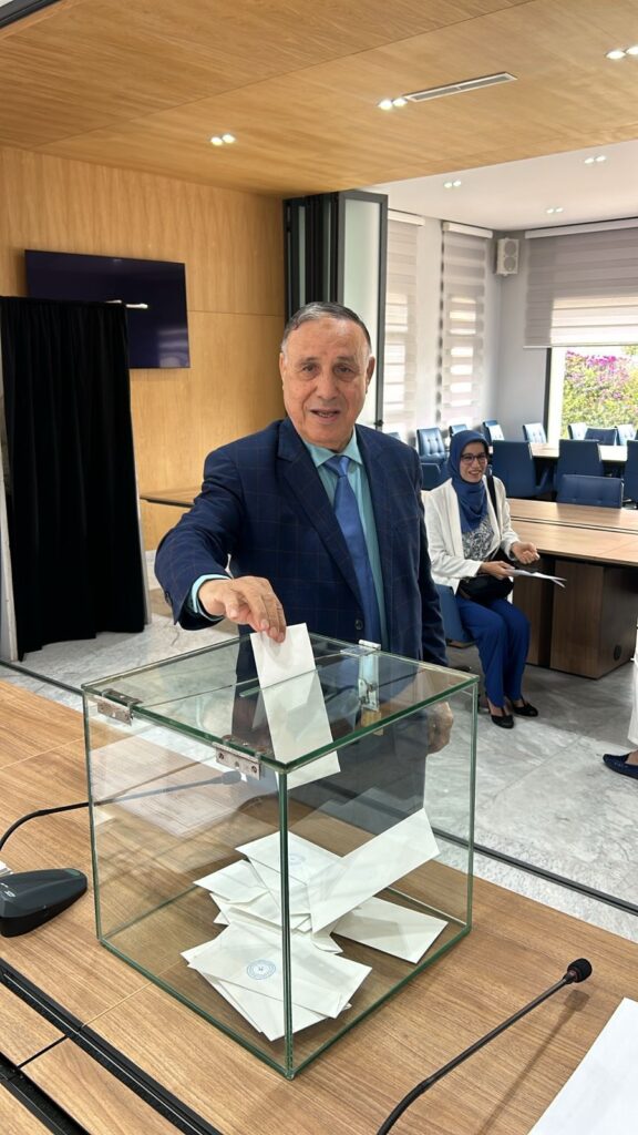 بالصور : جلال حكمت رئيساً جديداً للمجلس الجهوي للموثقين بجهة مراكش آسفي بعد الإعلان عن نتائج الانتخابات 3 1000209366