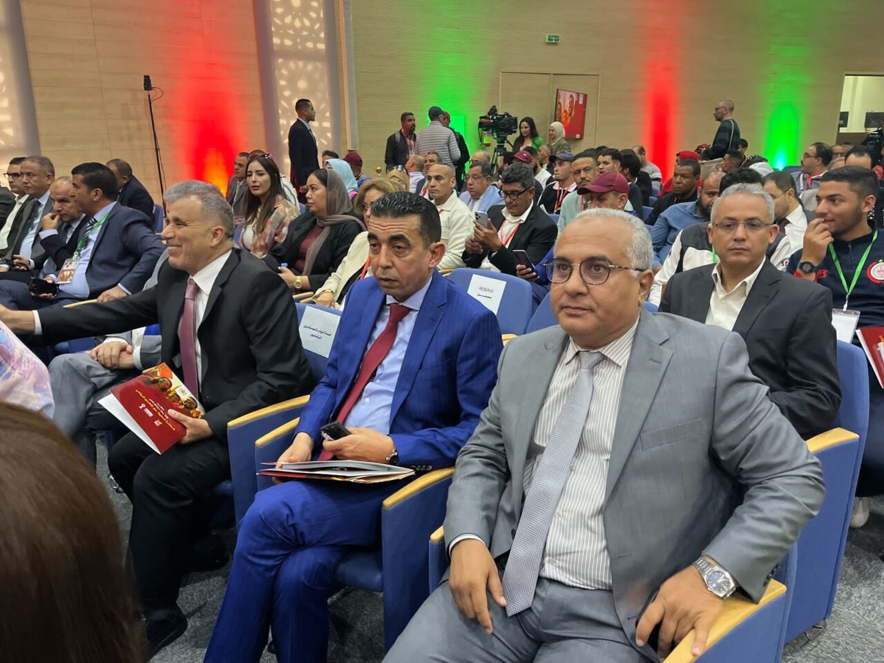 بالصور : برئاسة الوالي فريد شوراق: نجاح باهر للمناظرة الجهوية للتشجيع الرياضي وسط حضور مكثف واستحسان واسع 6 1000223706