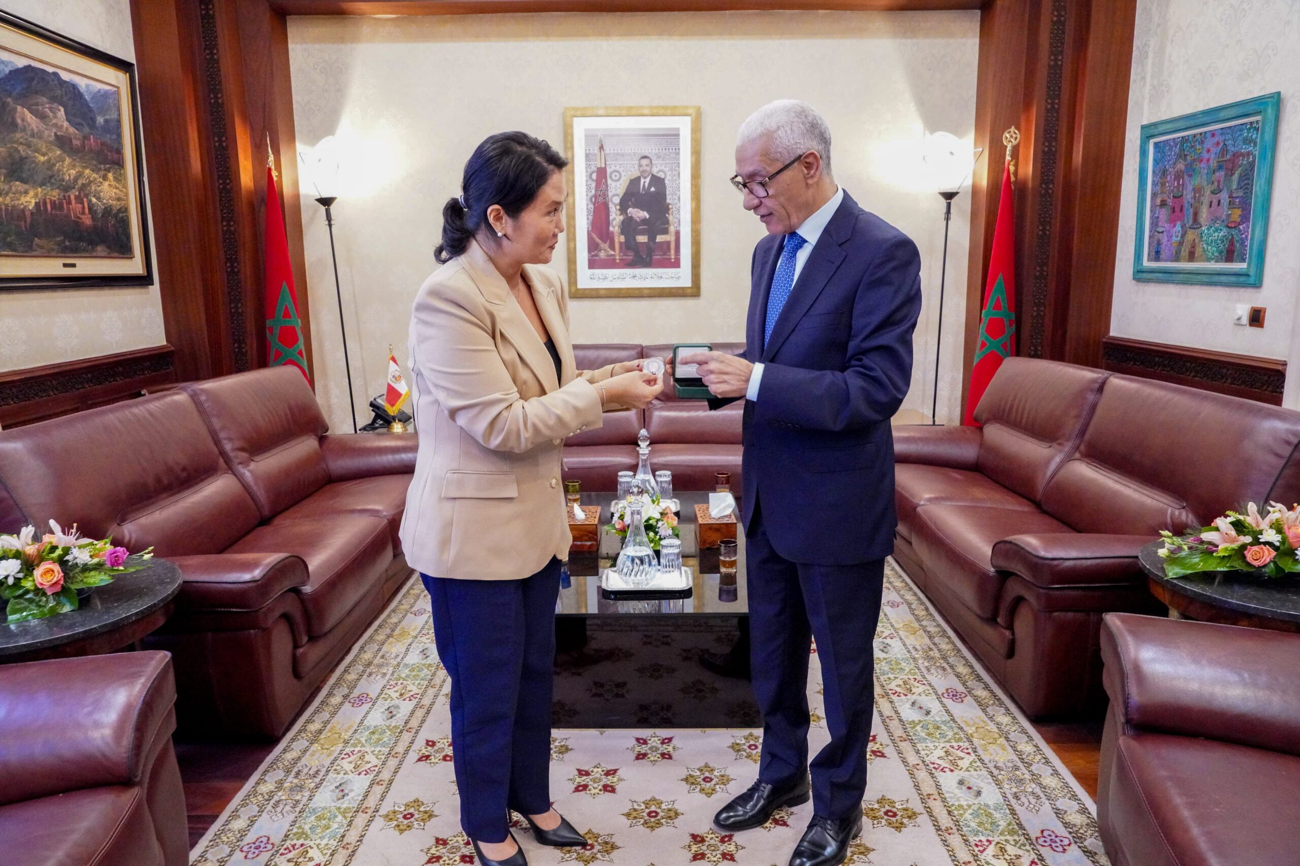 رئيس مجلس النواب السيد راشيد الطالبي العلمي يستقبل رئيسة ''حزب القوة الشعبية'' البيروفي 1 IMG 20250407 WA0051 scaled