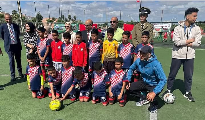 تيفلت تحتفل بالذكرى 22 لميلاد الأمير مولاي الحسن بتنظيم النسخة السابعة من دوري كرة القدم للفئات الصغرى 4 1000230158