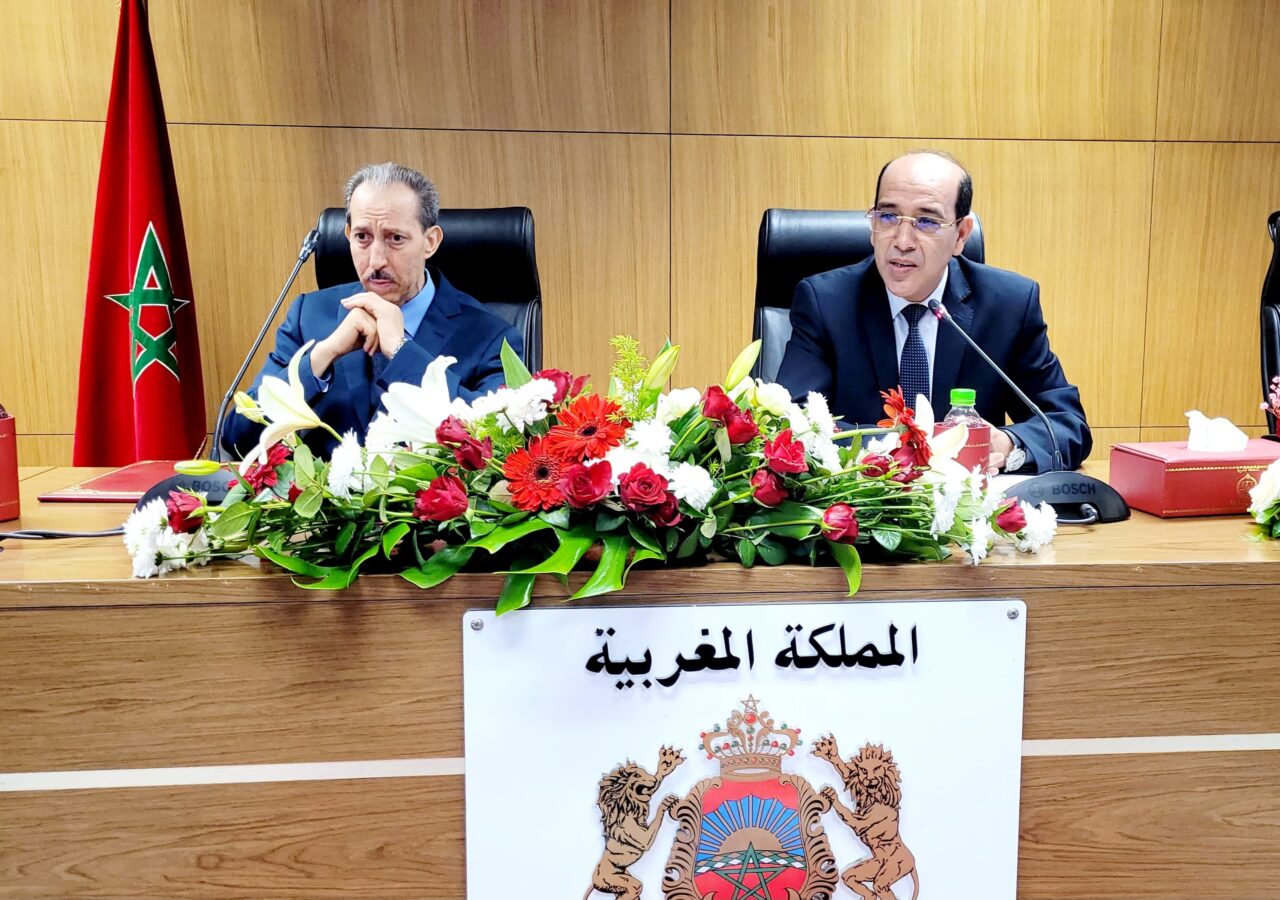 مقر رئاسة النيابة العامة بالرباط: يشهد مراسيم تسليم السلط بين السيد هشام بلاوي، الوكيل العام الجديد للملك لدى محكمة النقض، رئيس النيابة العامة، وخلفه السيد مولاي الحسن الداكي 2 10f9dd26 0a32 47fe 9c77 e62fb3d50eff