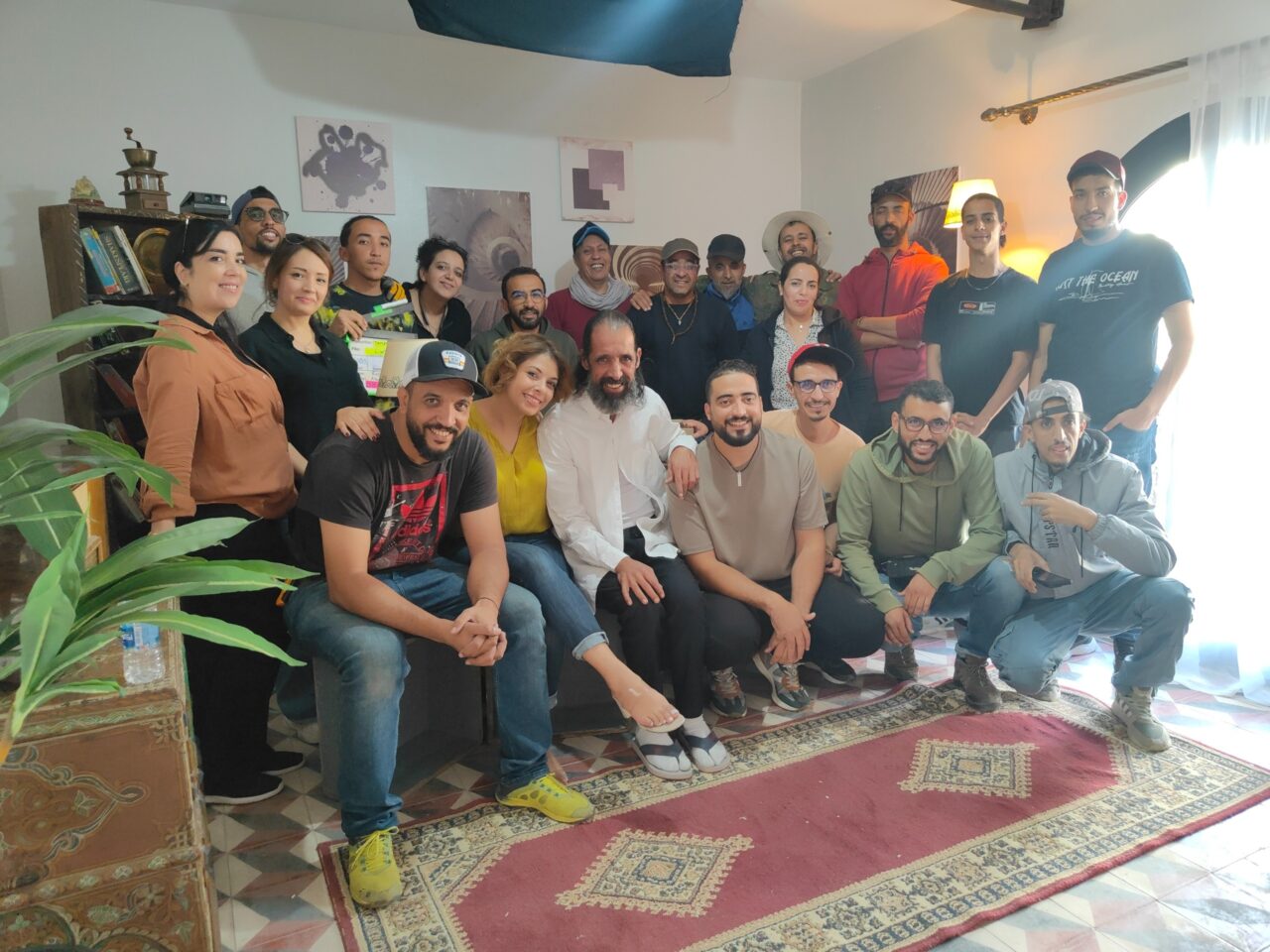 فيلم "الفنان" للمخرج رشيد أعنطري يحصد جائزتين في مهرجانين سينمائيين بالمغرب 3 74ec9656 ee8b 47b6 ae0b f8fb5cbd70be