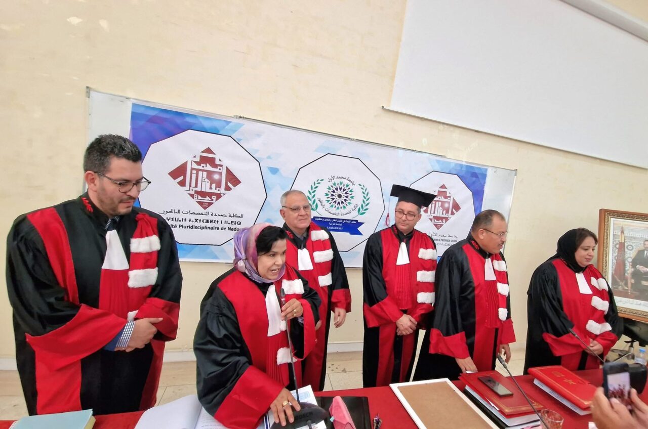 المستشار بمحكمة الاستئناف بالناظور سمير بشريف ينال الدكتوراه بميزة مشرف جدًا مع توصية بالنشر 6 IMG 7214