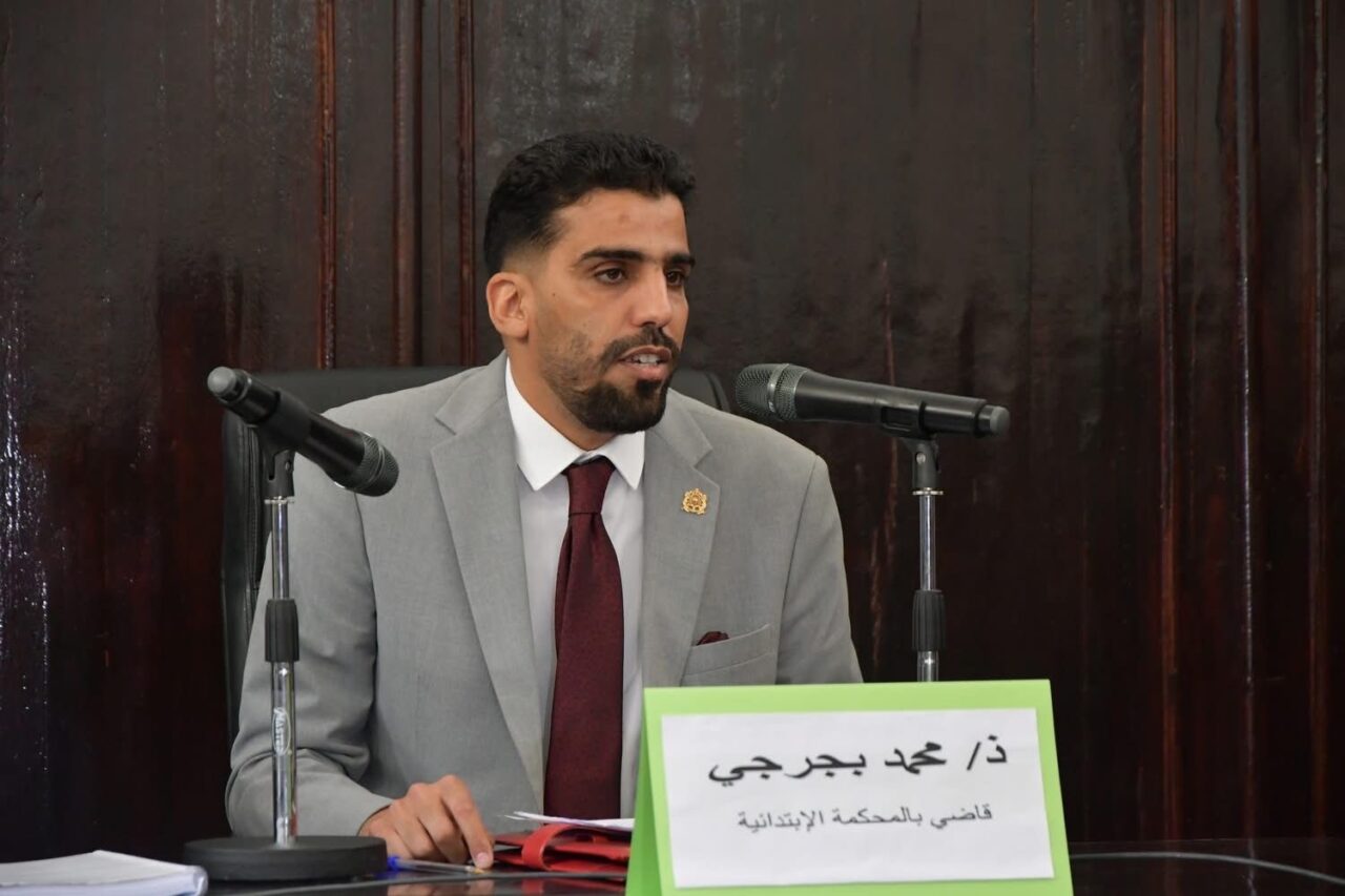 محكمة بوجدور تحتضن يوماً دراسياً علمياً حول العقوبات البديلة في ضوء القانون رقم 43.22 8 ef2ab525 6915 4368 8618 1ba1c7cf38da