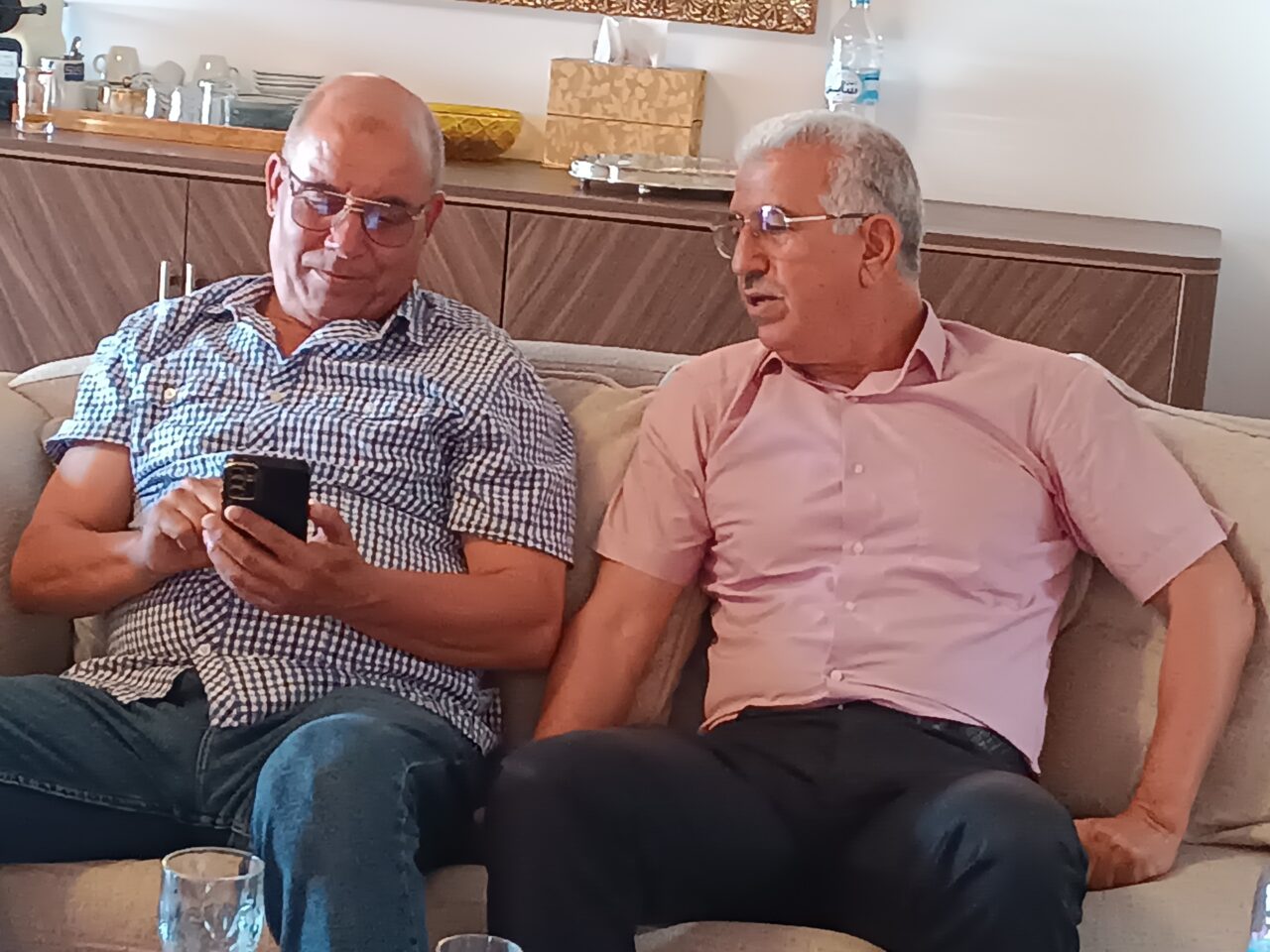 تيفلت...لقاء تنظيمي وإجراء القرعة للسربات المشاركة في النسخة الخامسة لمهرجان تيفلت الثقافي( الصور والفيديو) 6 1000275005