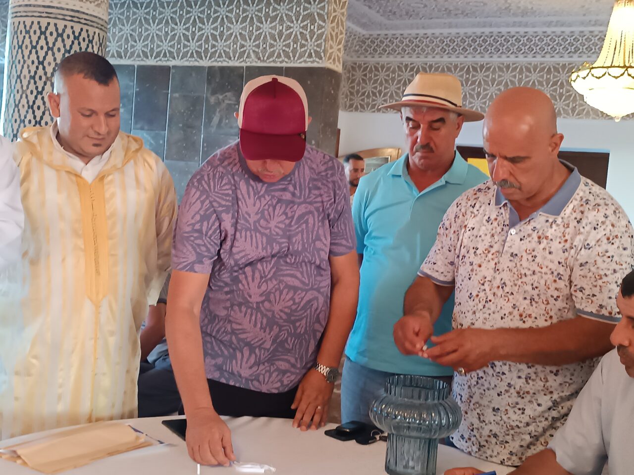 تيفلت...لقاء تنظيمي وإجراء القرعة للسربات المشاركة في النسخة الخامسة لمهرجان تيفلت الثقافي( الصور والفيديو) 14 1000275014