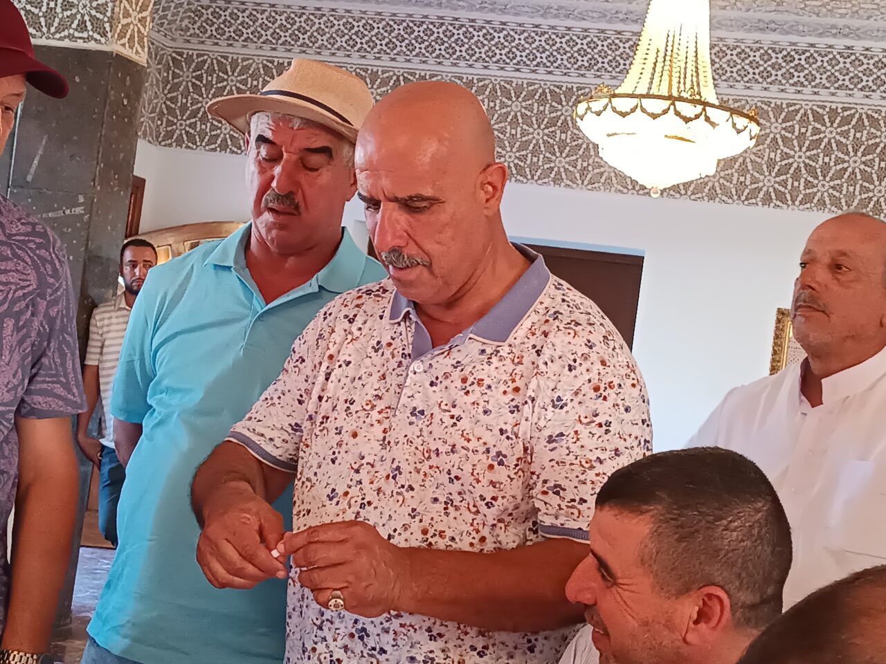 تيفلت...لقاء تنظيمي وإجراء القرعة للسربات المشاركة في النسخة الخامسة لمهرجان تيفلت الثقافي( الصور والفيديو) 13 1000275016