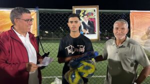 1000292749 3 1000292749