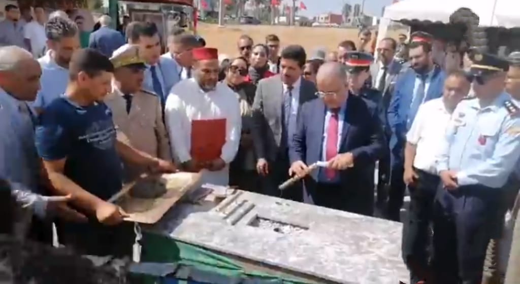 عامل إقليم الخميسات يُشرف على تدشين مشاريع تنموية بسيدي علال البحراوي احتفالاً بعيد العرش المجيد 3 1000298287