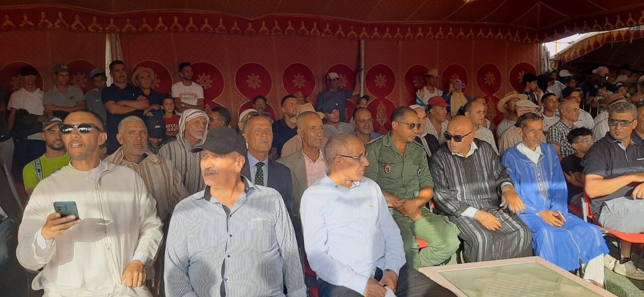 استمرار فعاليات مهرجان دار الشافعي بعروض التبوريدة وتكريم التلاميذ والمربين 2 1000298494