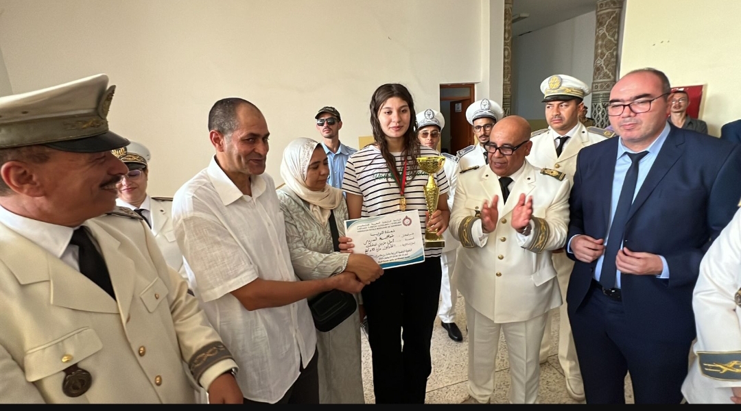 باشوية تيفلت تكرم البطلة خديجة لمدردر في احتفالية رسمية بمناسبة عيد العرش 2 1000303136