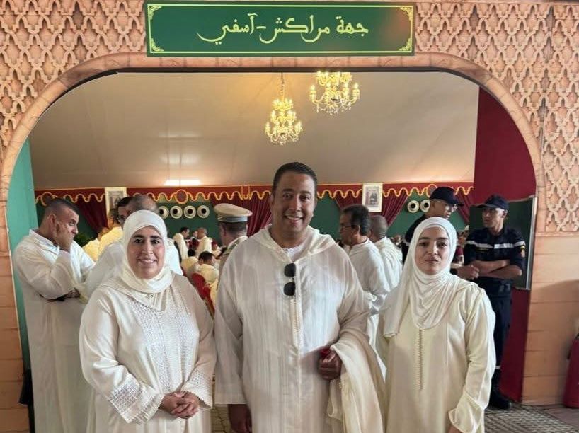 بالصور : وفاءً للعرش العلوي المجيد.. سمير كودار وطارق حنيش يمثلان جهة مراكش آسفي في حفل الولاء بتطوان 3 1000303499