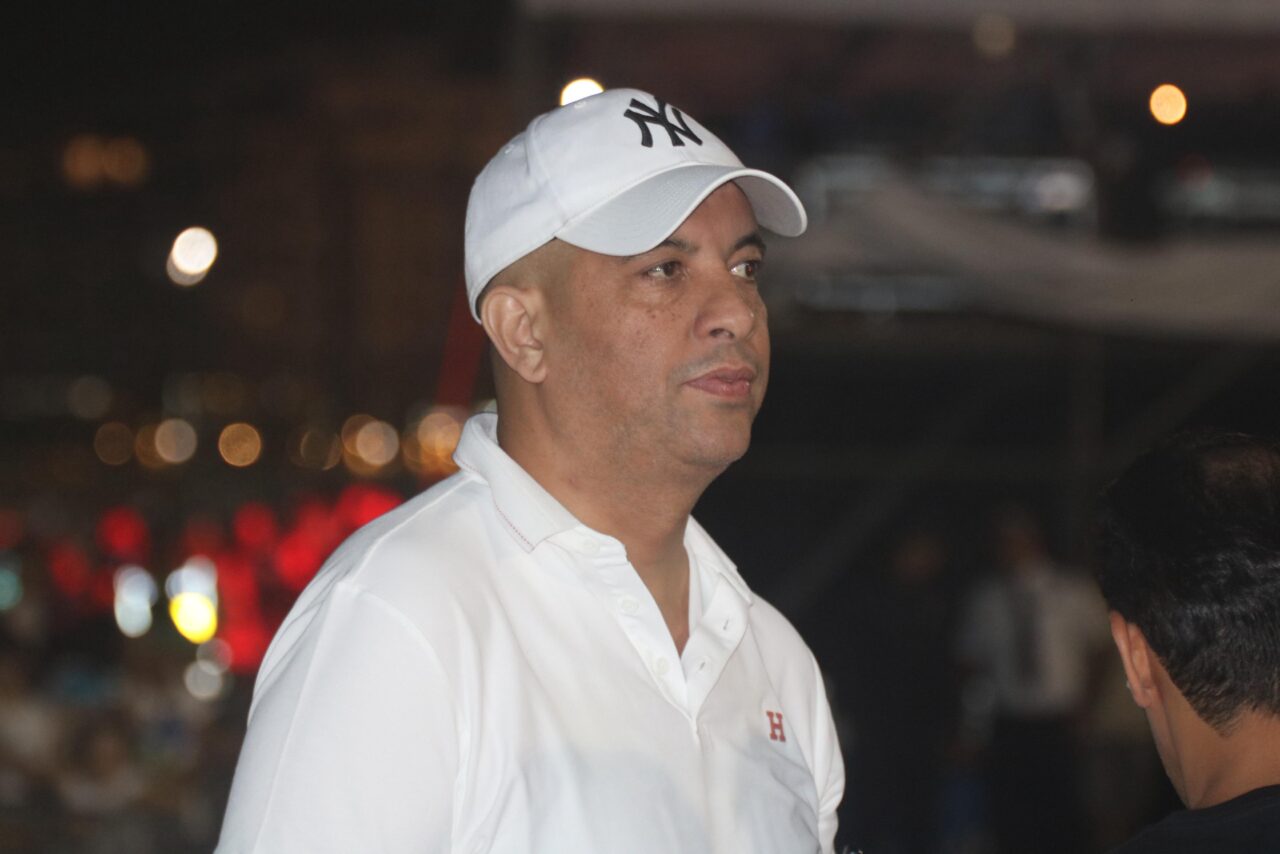 الدوزي يحيي سهرة بطنجة ضمن فعاليات مهرجان الشواطئ لاتصالات المغرب 4 1000303641