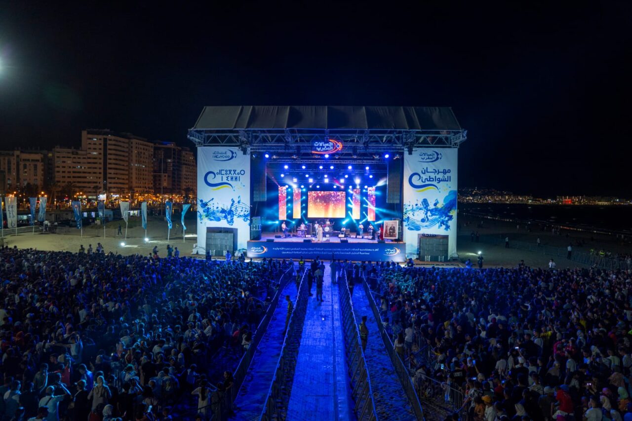 المضيق الفنيدق : مهرجان شواطئ اتصالات المغرب – نسخة خاصة بمناسبة عيد العرش بجل مدن الشمال … 9 1000303854