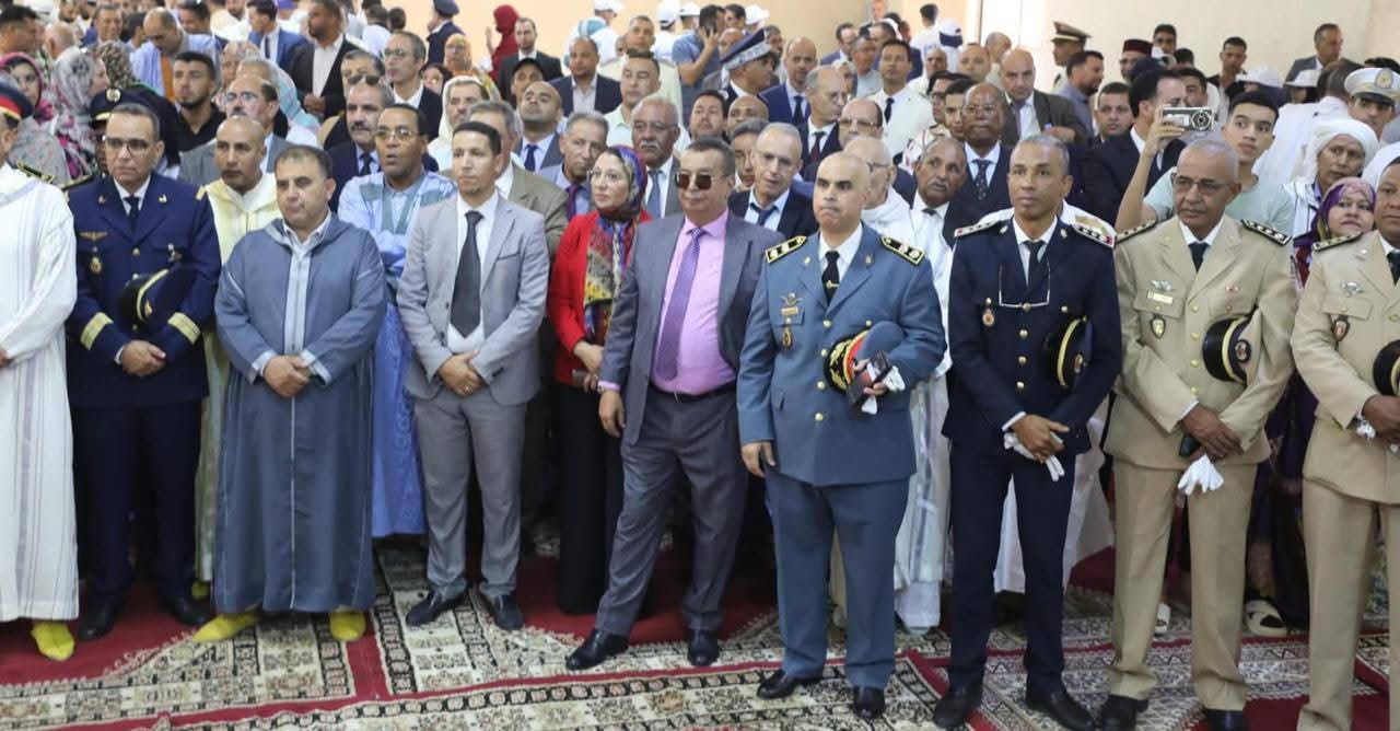 السيد والي جهة كلميم وادنون عامل إقليم كلميم يشرف على توزيع الاوسمة الملكية على متقاعدي القطاع والمقبلين على التقاعد. 7 1000303933