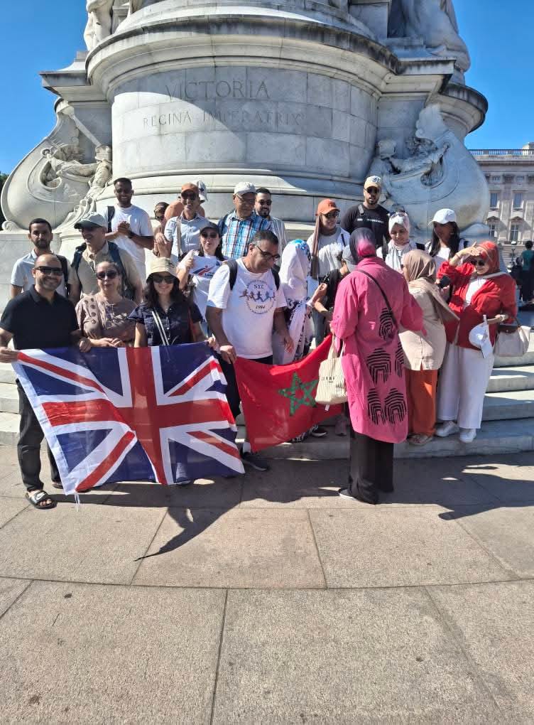 اختتام الرحلة الثقافية والعلمية لأساتذة اللغة الإنجليزية في لندن 2 1000318892