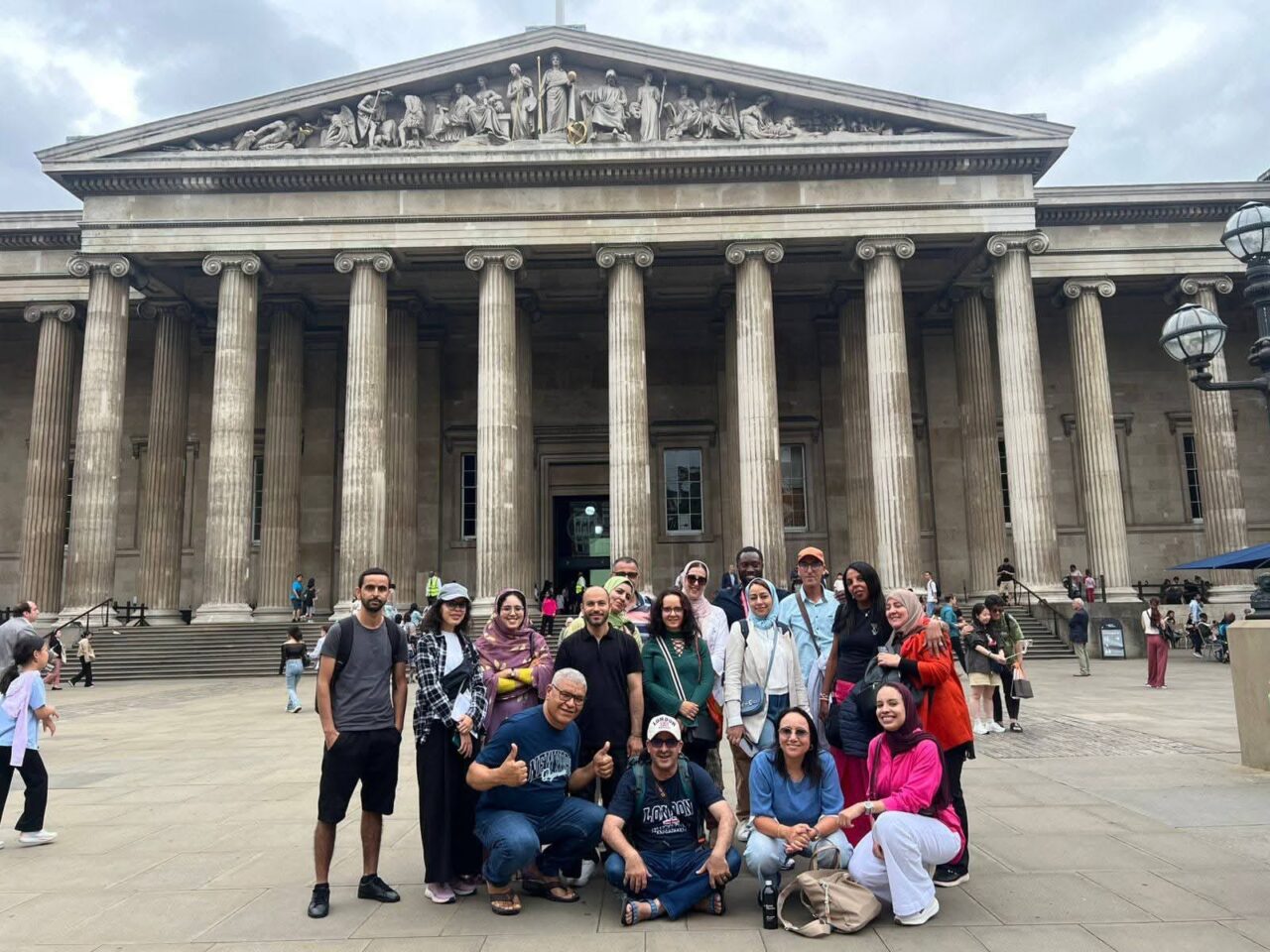 اختتام الرحلة الثقافية والعلمية لأساتذة اللغة الإنجليزية في لندن 8 1000318898