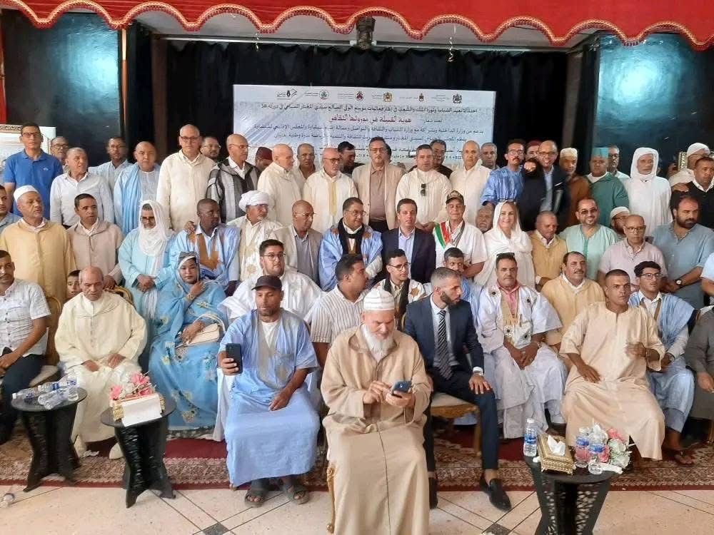 بالصور : البرلماني هشام المهاجري يواكب أشغال ندوة وطنية حول مغربية الصحراء ضمن فعاليات موسم سيدي المختار السباعي 7 1000319688