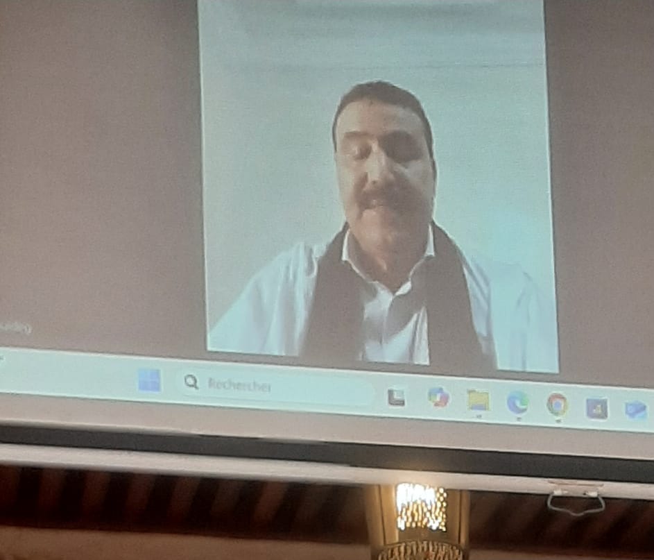 من الداخلة إلى الصويرة: الأستاذ / الكاتب حسن لحويدك يعرض دور الثقافة الحسانية في السلام 2 1000332462