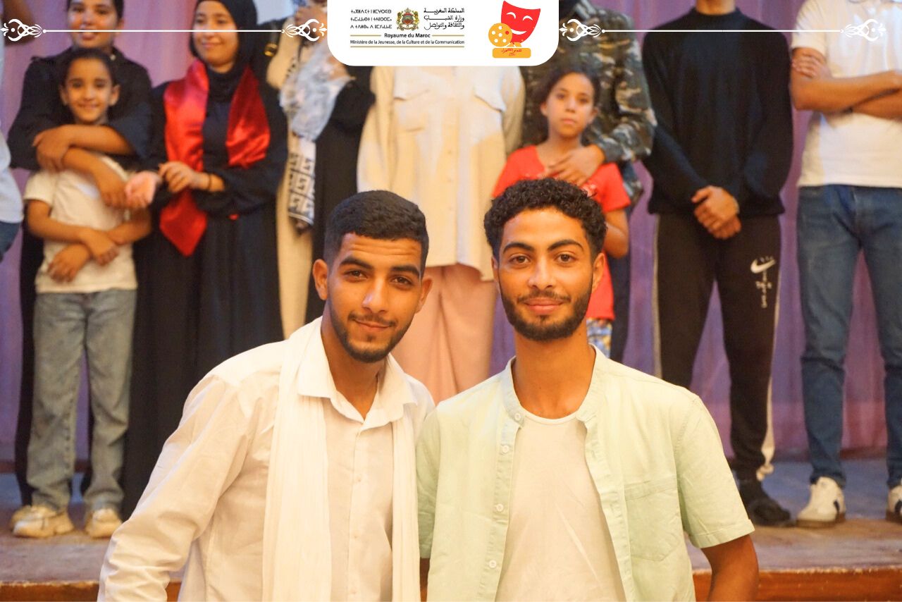 فرقة "صدى صحراء" من بوجدور تتأهل للإقصائيات الوطنية بمسرحية "السجين" 2 1000336760