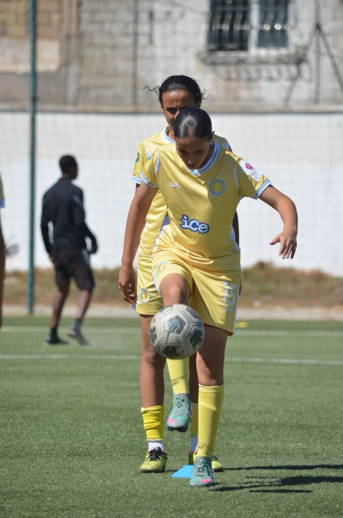 سبورتينغ كلوب الدار البيضاء يطلق أول أكاديمية نسوية بالمغرب بشراكة مع "كامبوس سبورت" 2 1000337398