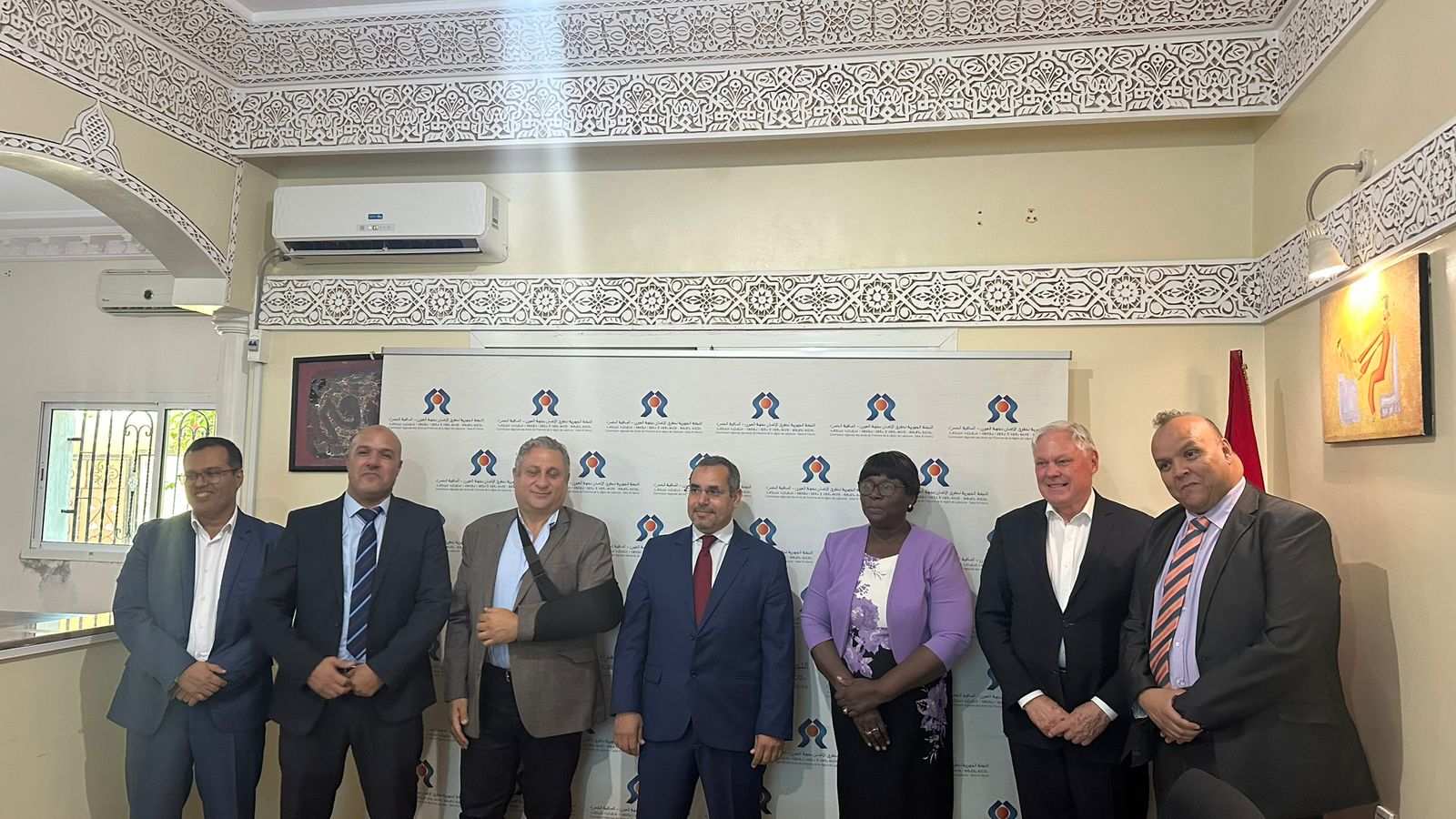 العيون: وفد من منظمات دولية يشيد بالتقدم التنموي والحقوقي في الأقاليم الجنوبية 1 1000344353