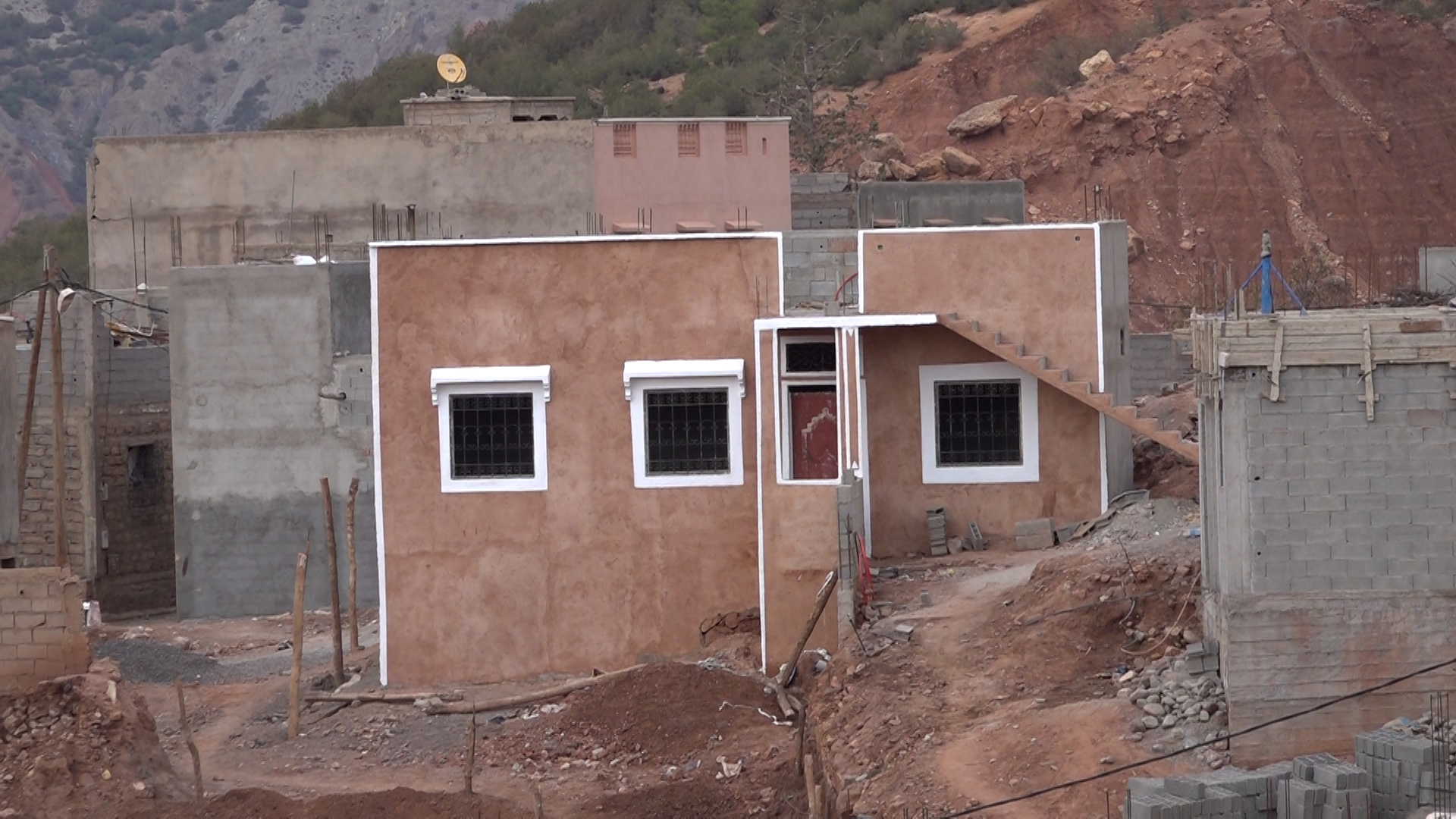 زلزال الحوز.. إقليم شيشاوة، نموذج للصمود والتعبئة الجماعي 1 XHAPVHRHWNGINHCWJNDQANEGZU