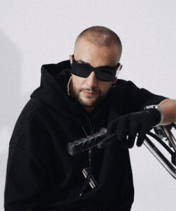 ab6761610000517401a3e652ed54798444a755d0