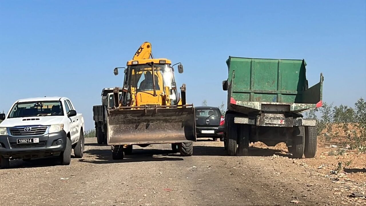 إطلاق أشغال تهيئة مطرح النفايات بالقريعات بتيفلت 9 1000345467